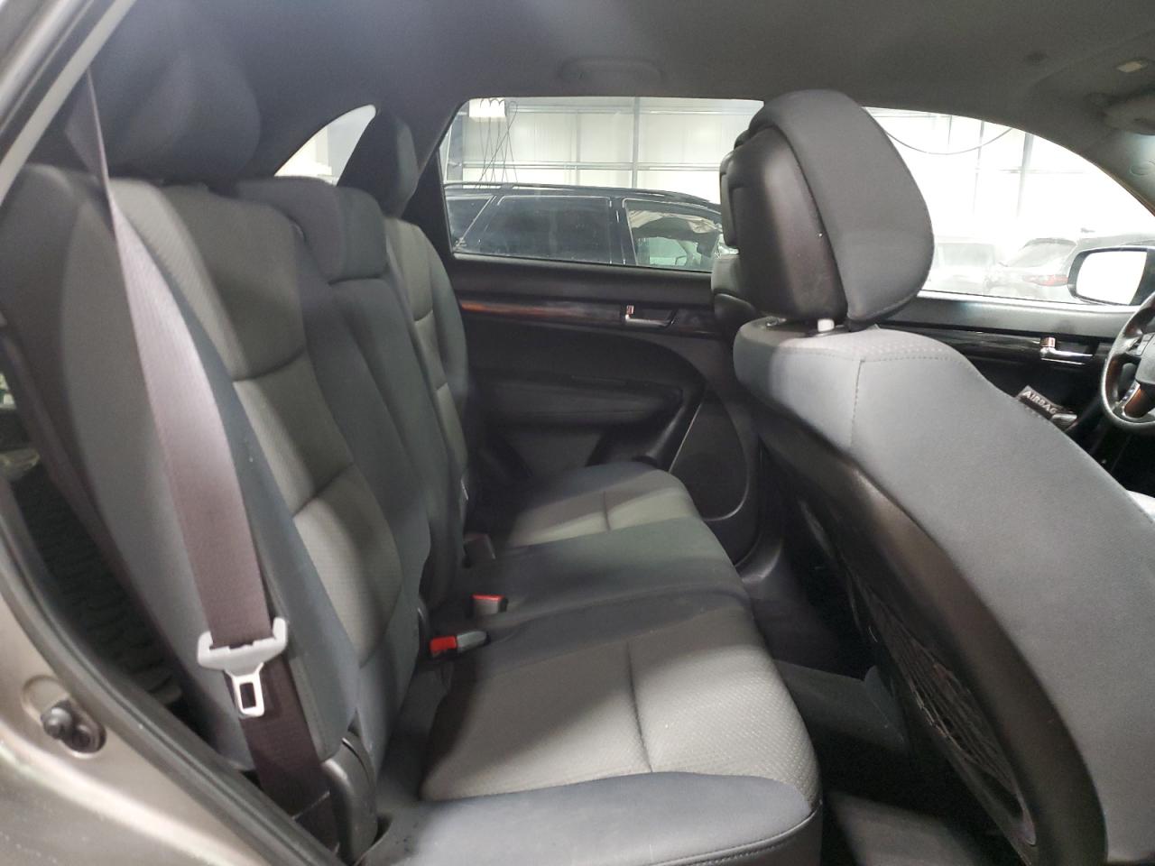 2013 Kia Sorento - Image 11