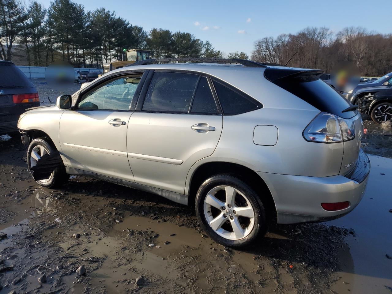 2004 Lexus RX - Image 3