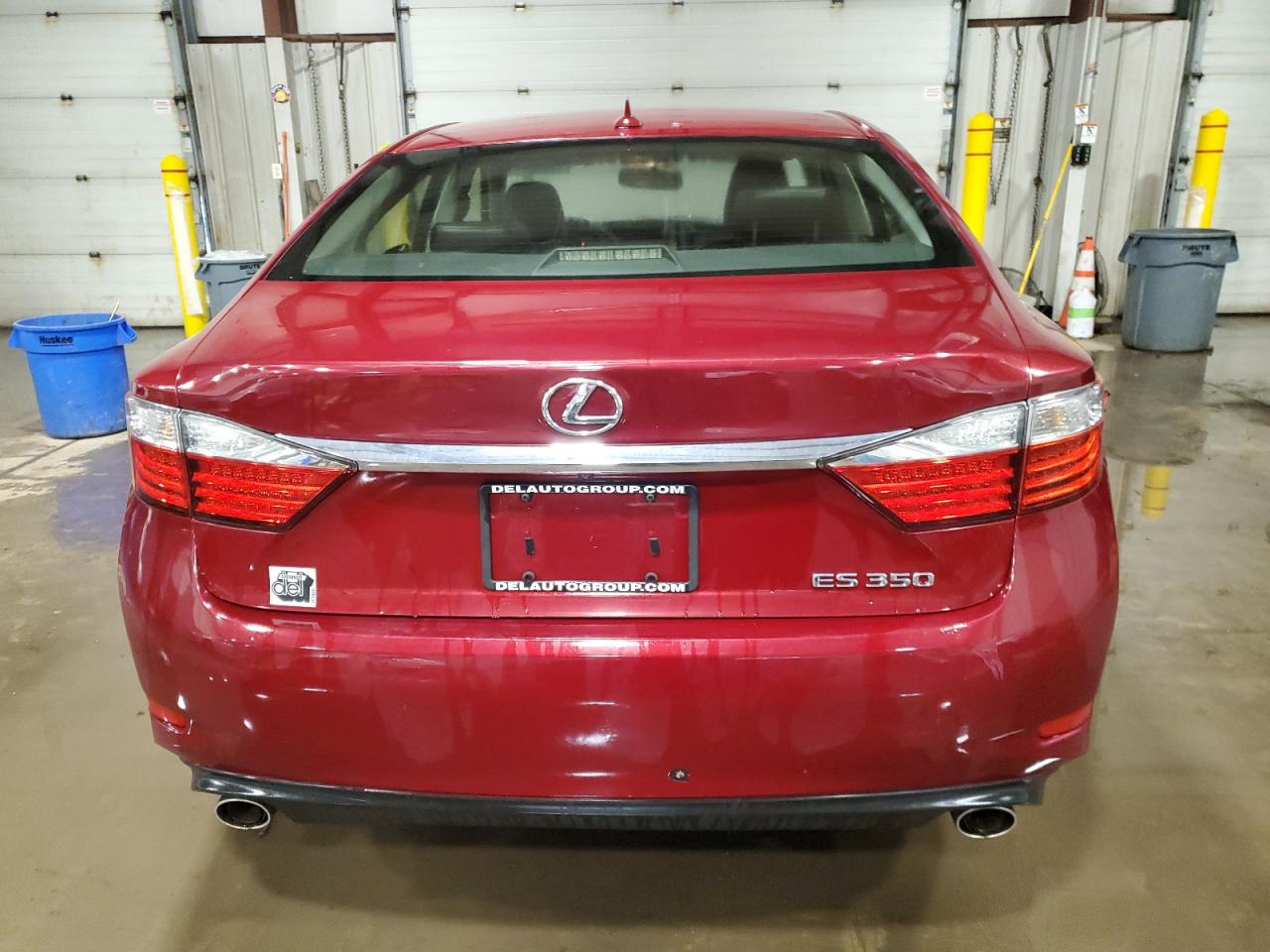 2014 Lexus ES - Image 6