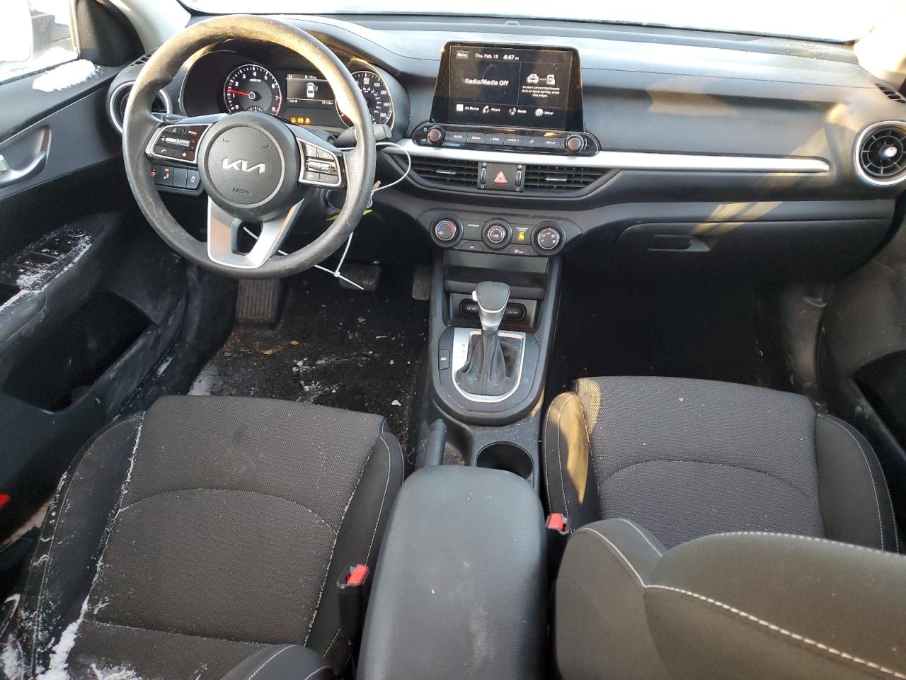 2023 Kia Forte - Image 8