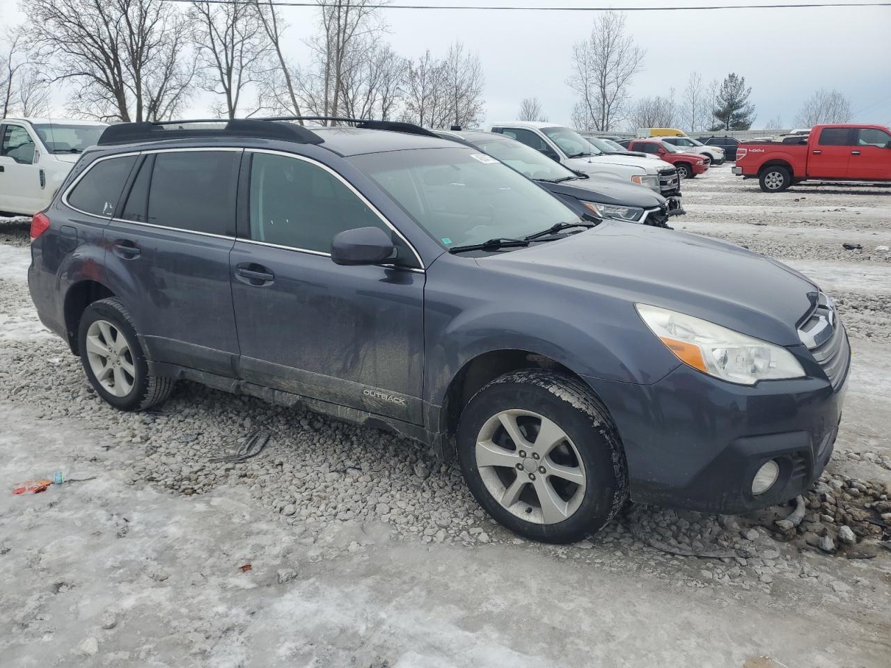 2014 Subaru Outback - Image 4