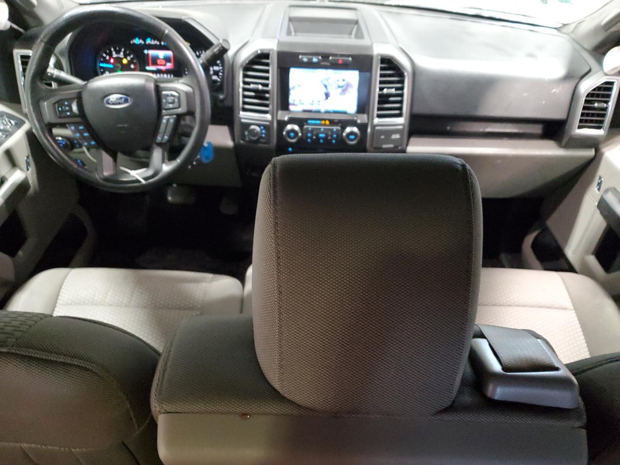 2015 Ford F-150 - Image 8