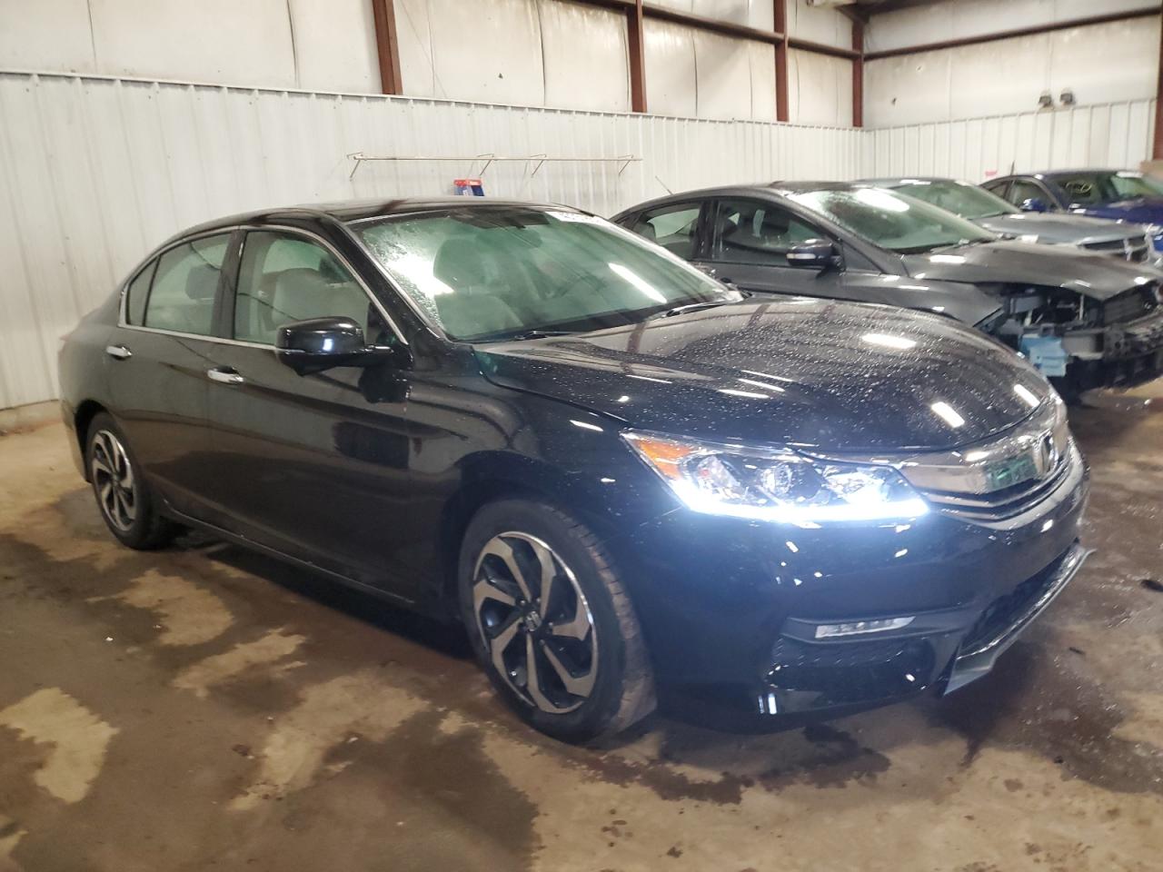 2017 Honda Accord - Image 4