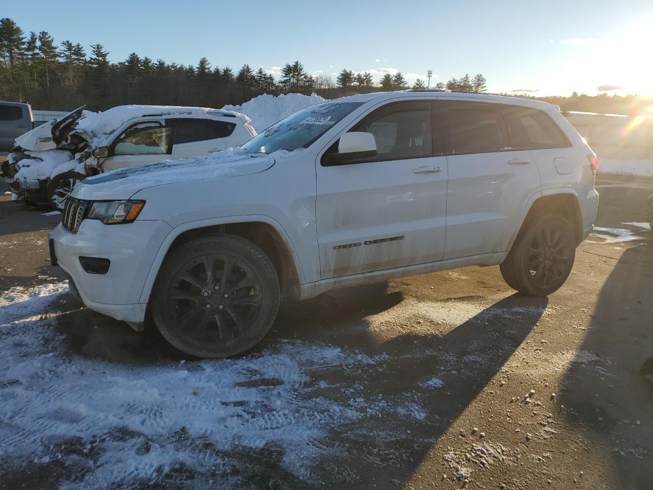 2018 Jeep Grand Cherokee - Image 1