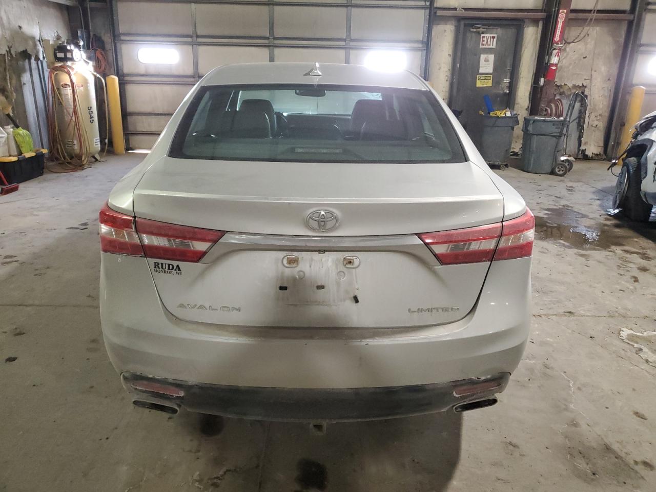 2013 Toyota Avalon - Image 6