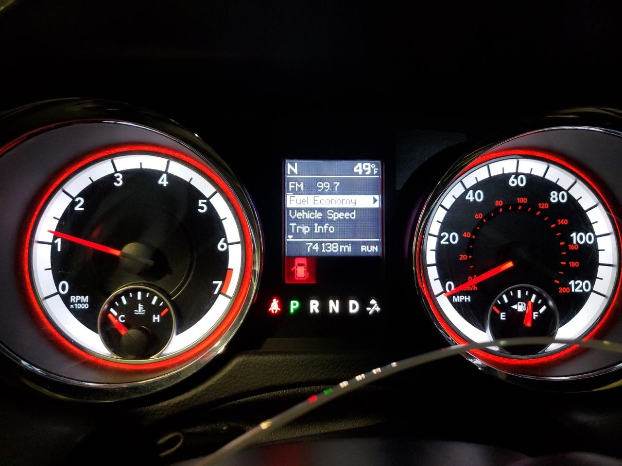 2019 Dodge Caravan - Image 9