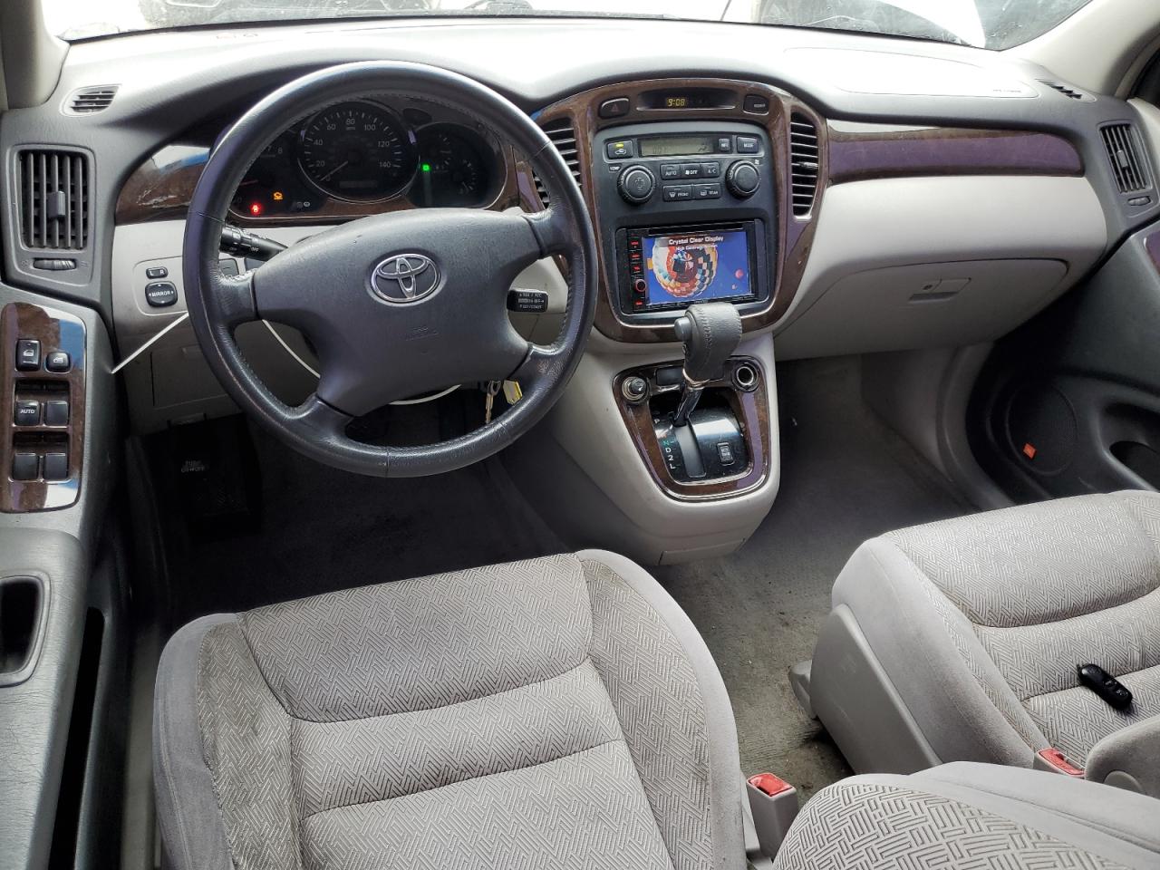 2024 Toyota Highlander - Image 8