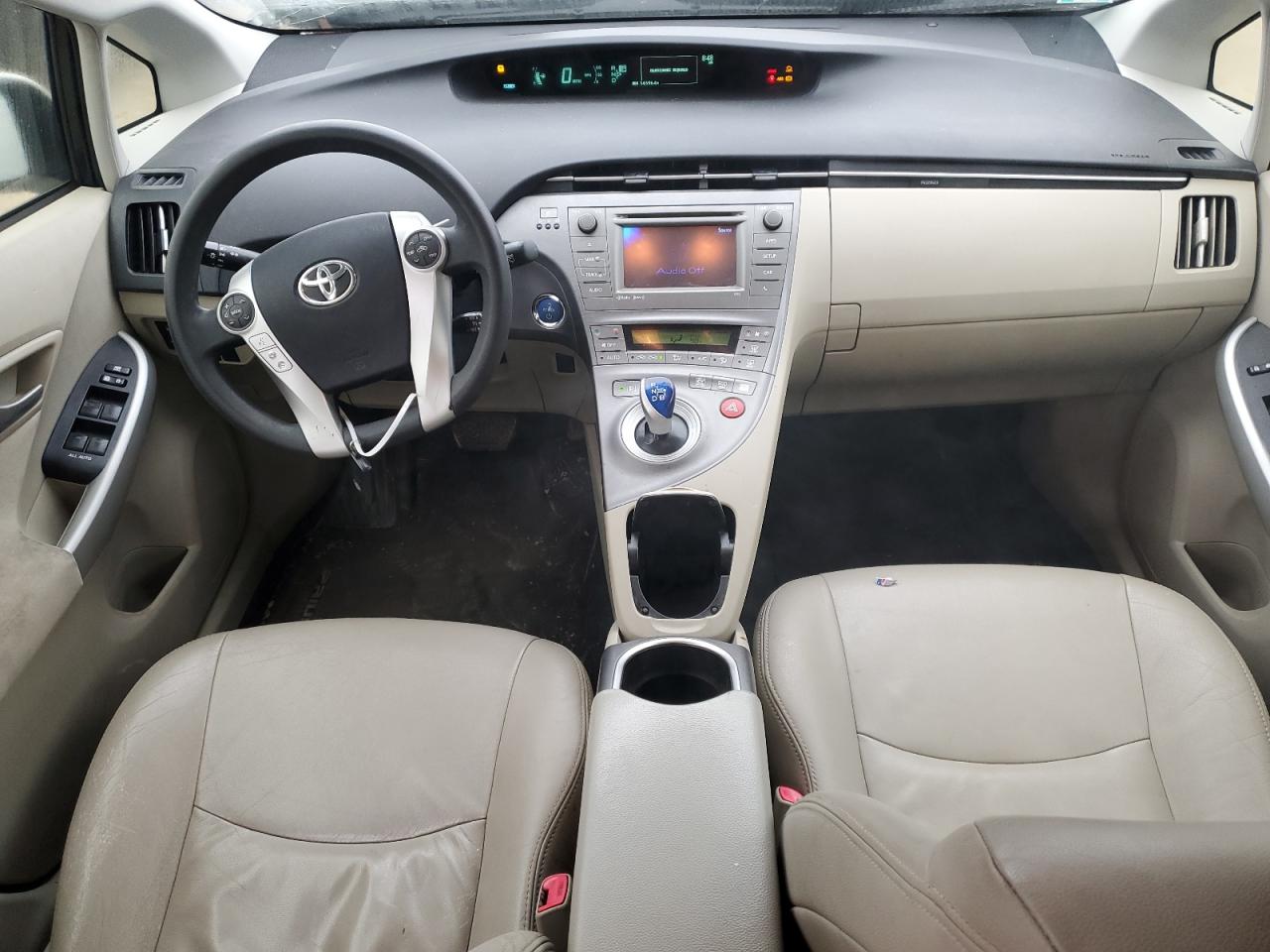 2012 Toyota Prius - Image 9