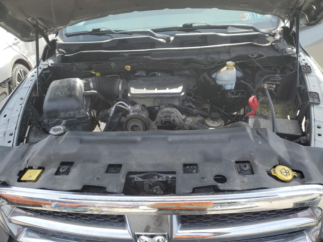 2010 Dodge RAM - Image 11