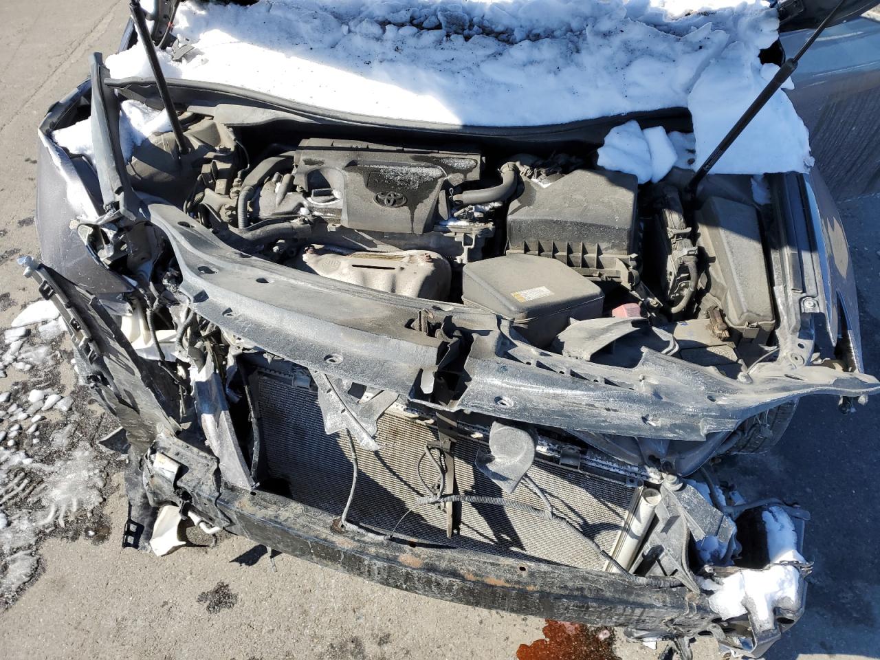 2015 Toyota Camry - Image 11