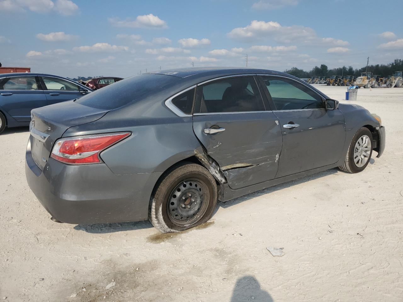 2014 Nissan Altima - Image 3