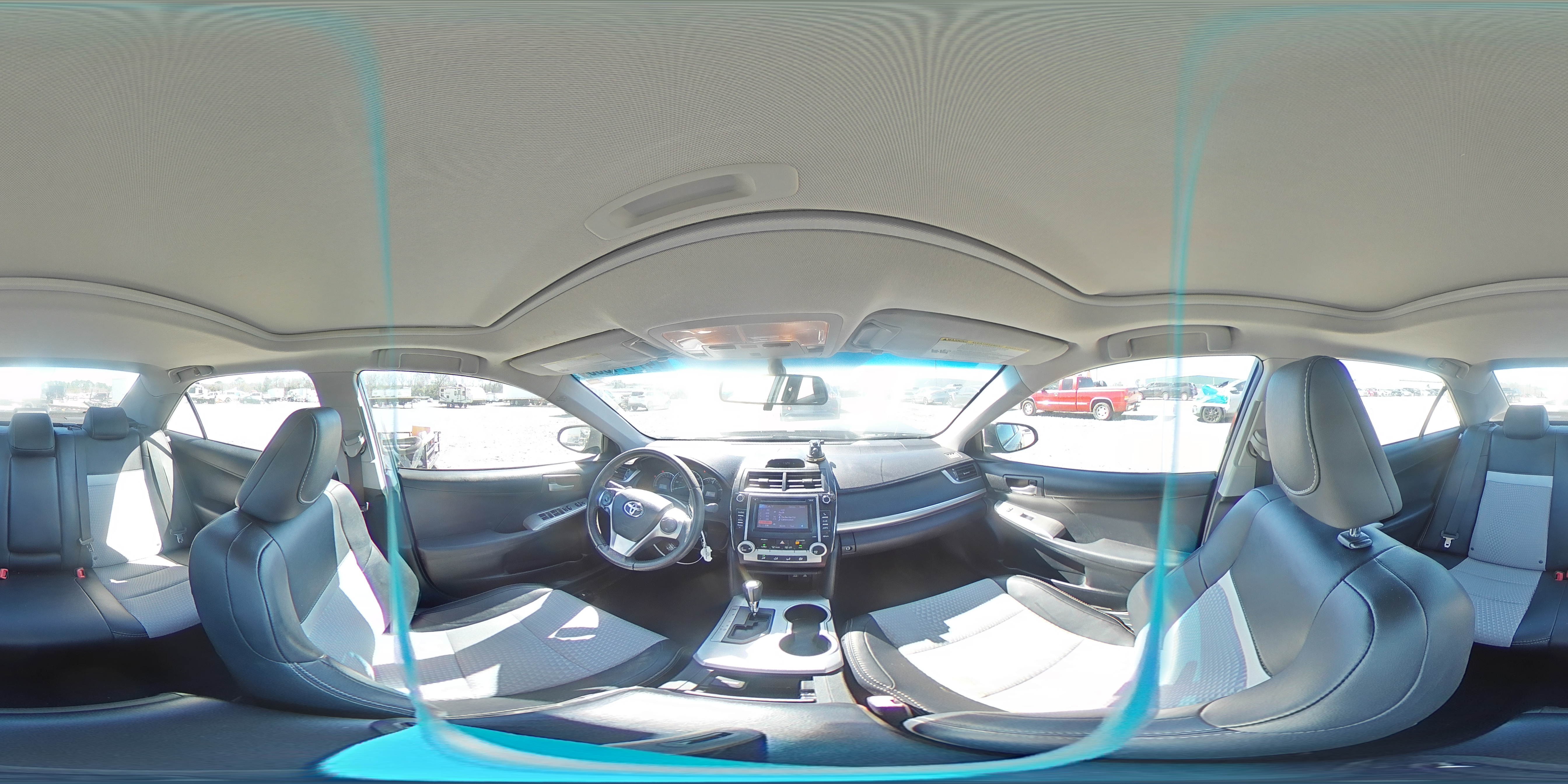 2012 Toyota Camry - Image 12