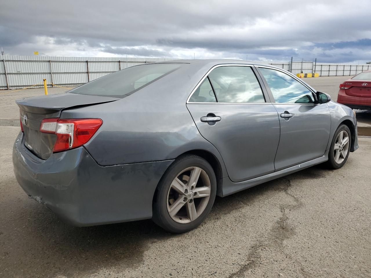 2013 Toyota Camry - Image 3
