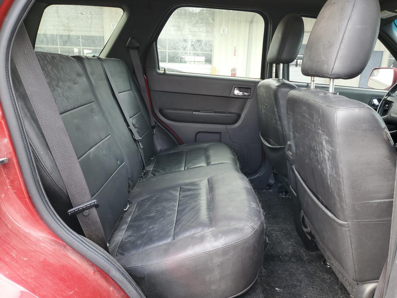 2011 Ford Escape - Image 11