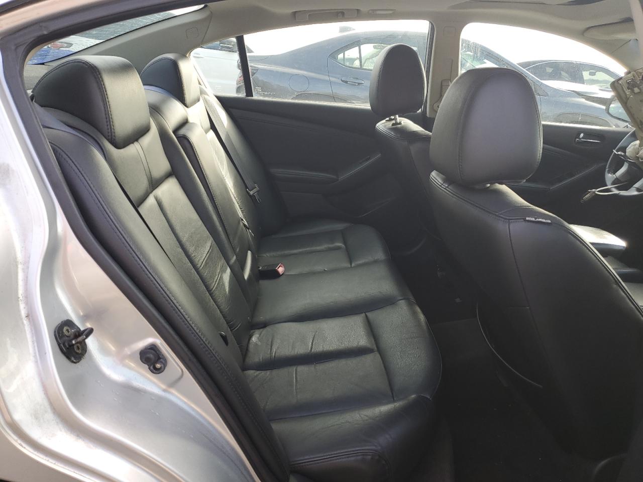 2007 Nissan Altima - Image 10