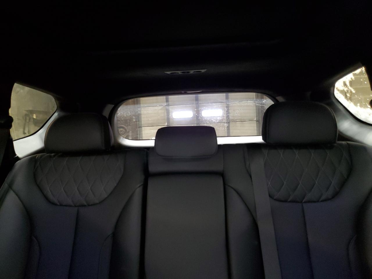 2022 Hyundai Santa Fe - Image 10