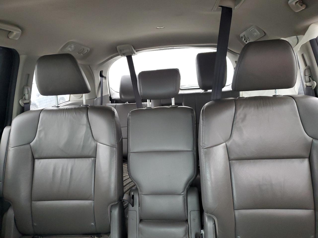 2013 Honda Odyssey - Image 10