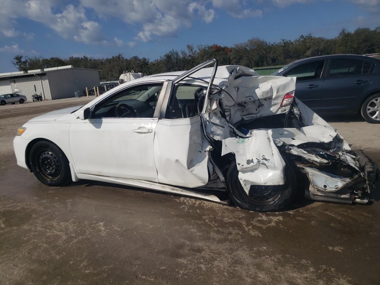 2010 Toyota Camry - Image 2