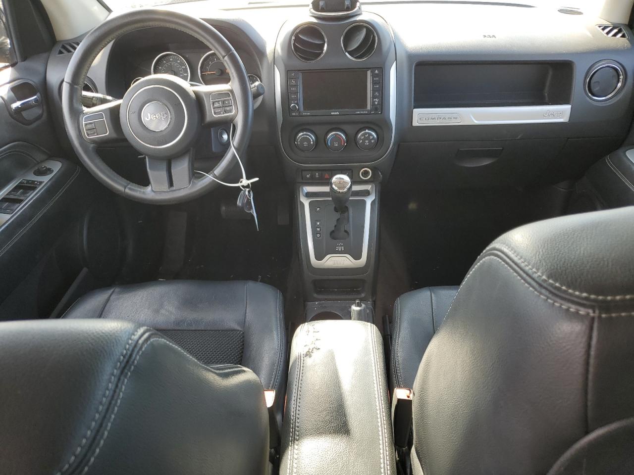 2014 Jeep Compass - Image 8