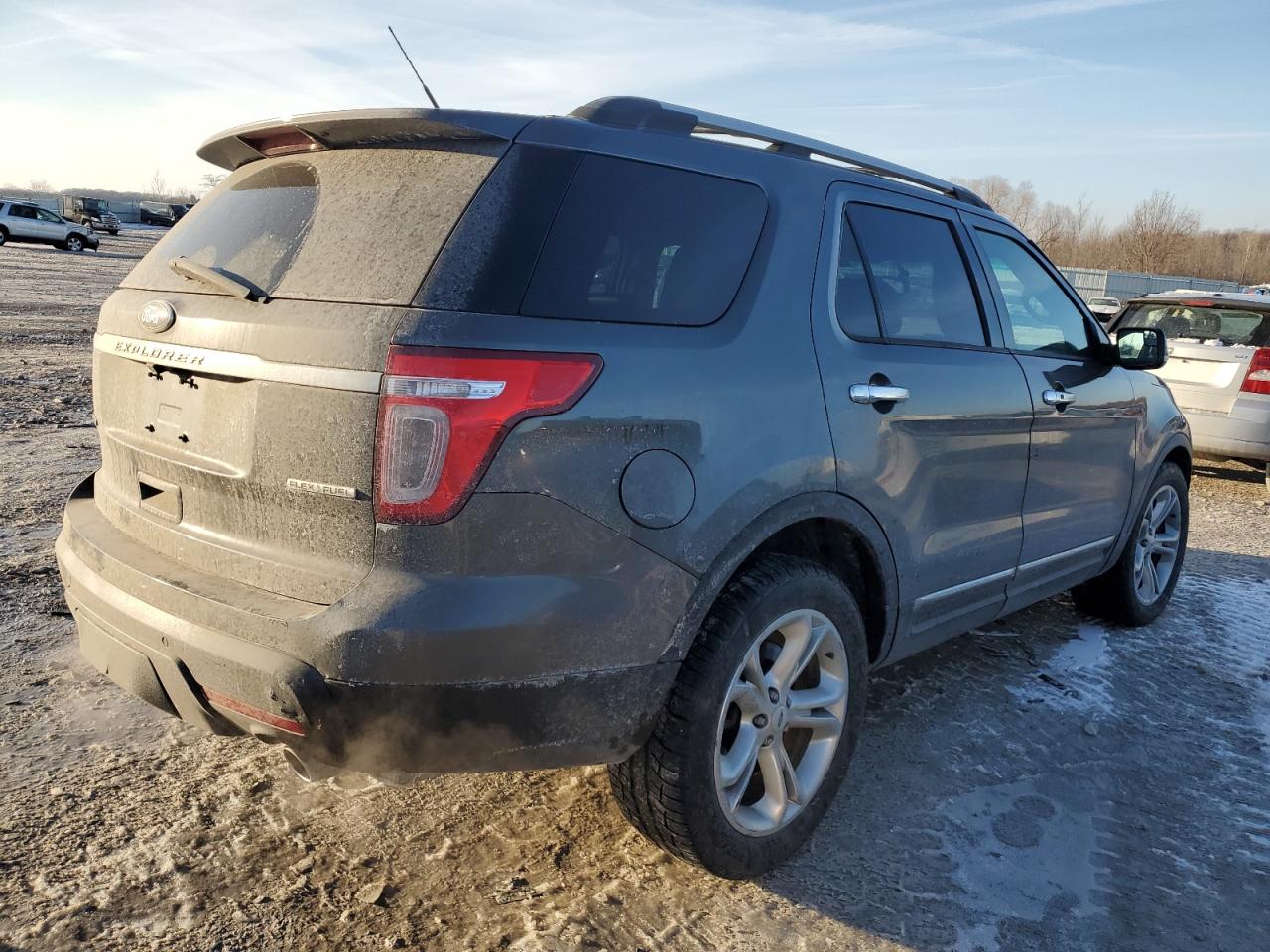 2015 Ford Explorer - Image 3