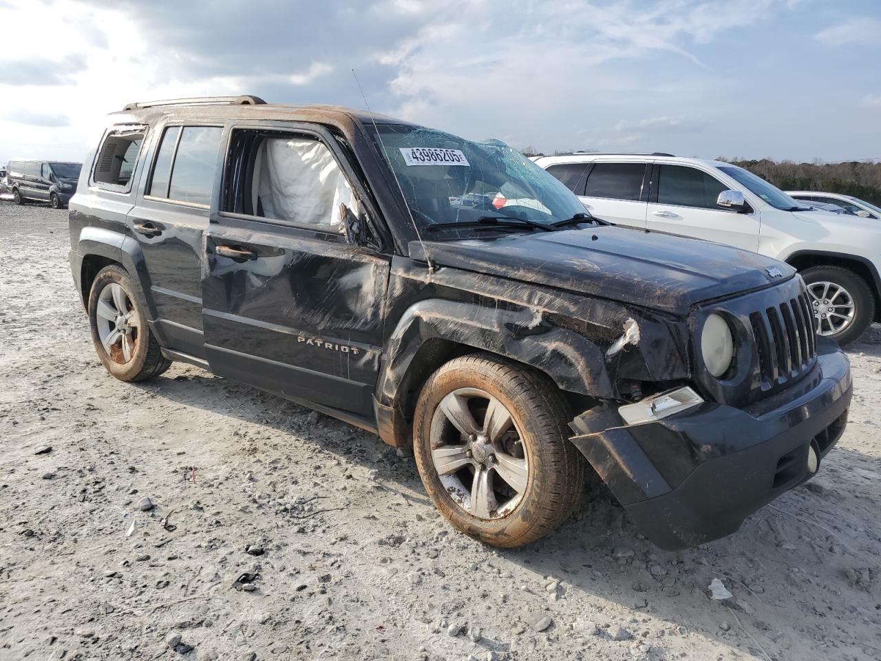 2012 Jeep Liberty (Patriot) - Image 4