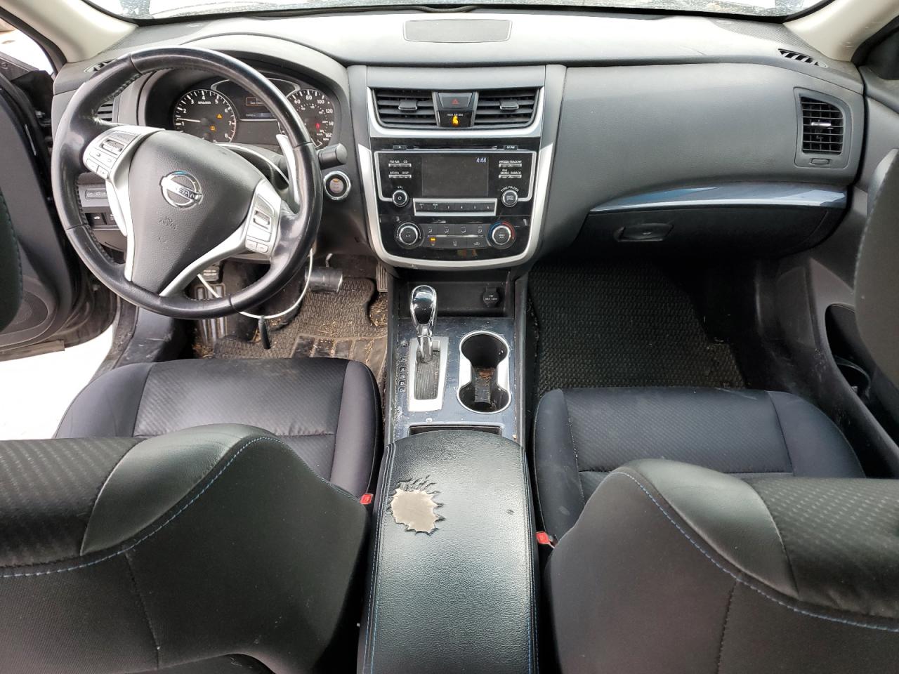 2018 Nissan Altima - Image 8
