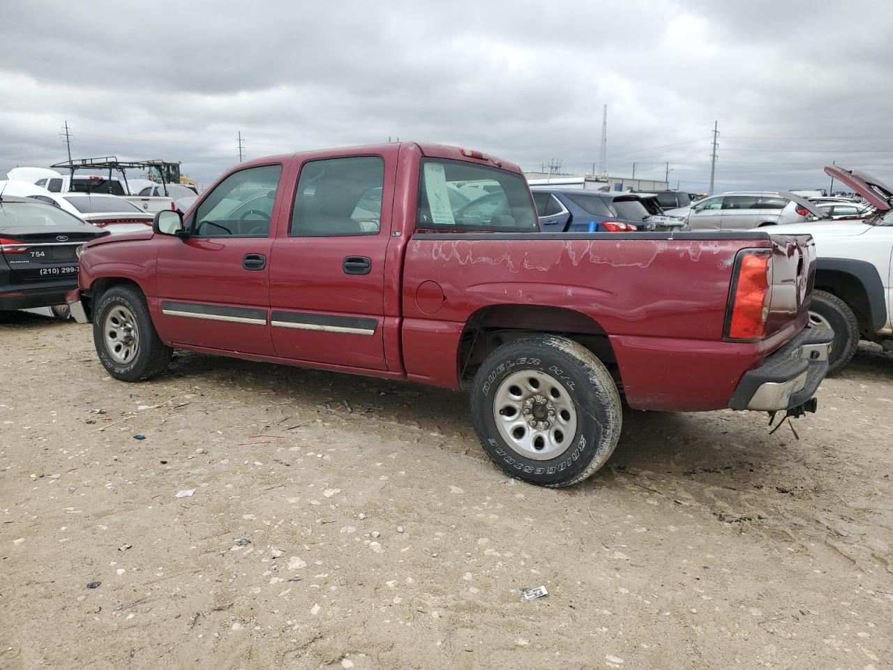 2006 Chevrolet Silverado - Image 2