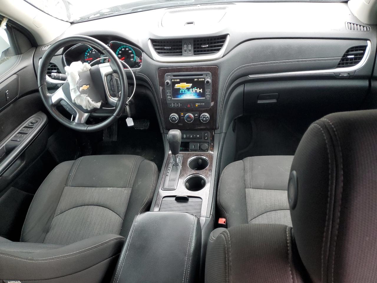 2016 Chevrolet Traverse - Image 8