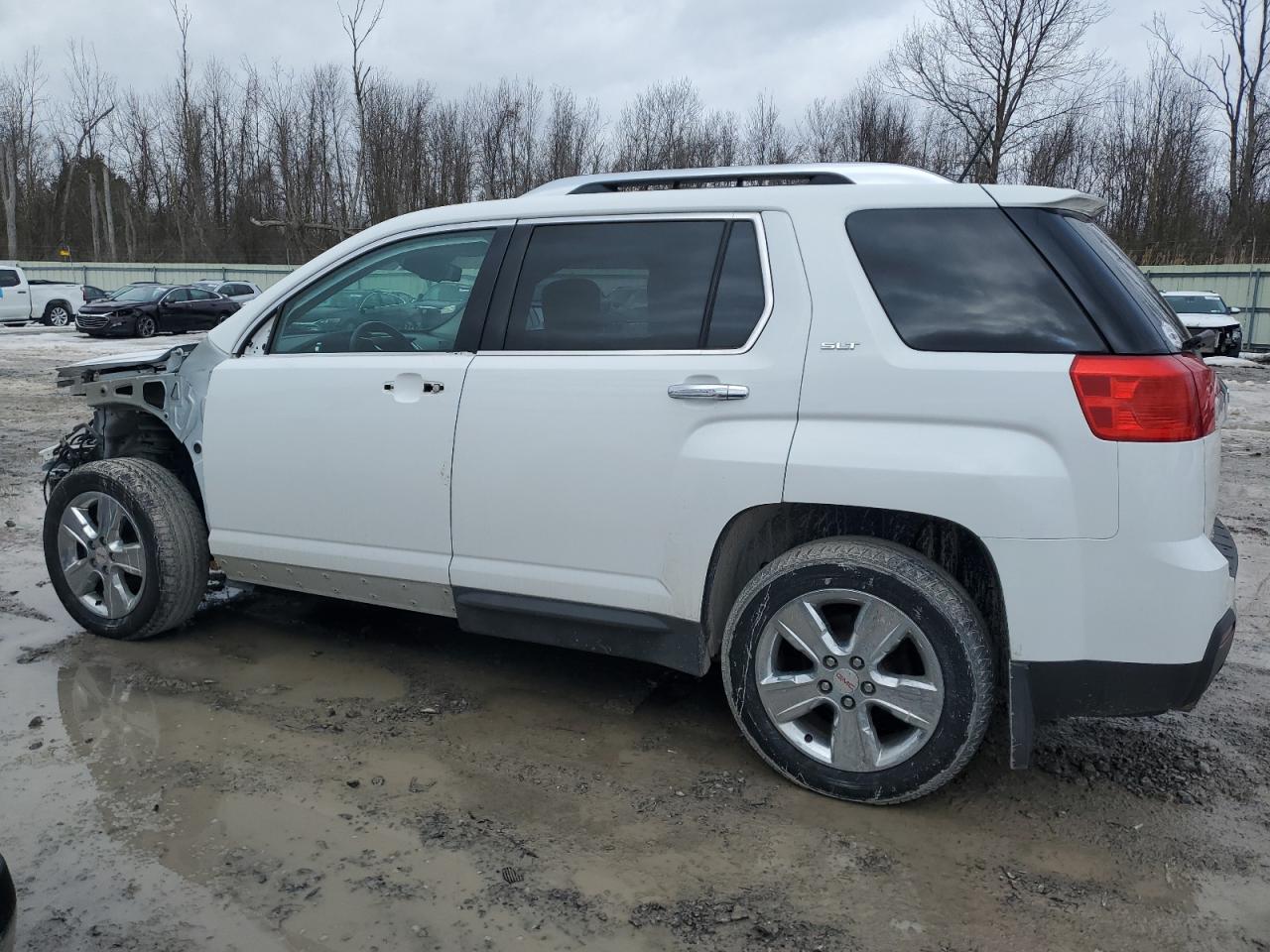 2014 GMC Terrain - Image 2