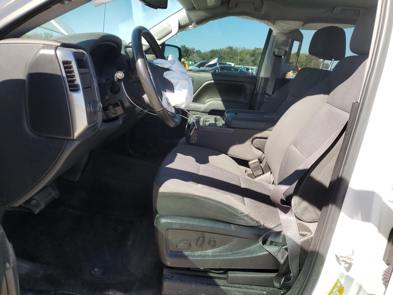 2017 Chevrolet Silverado - Image 7