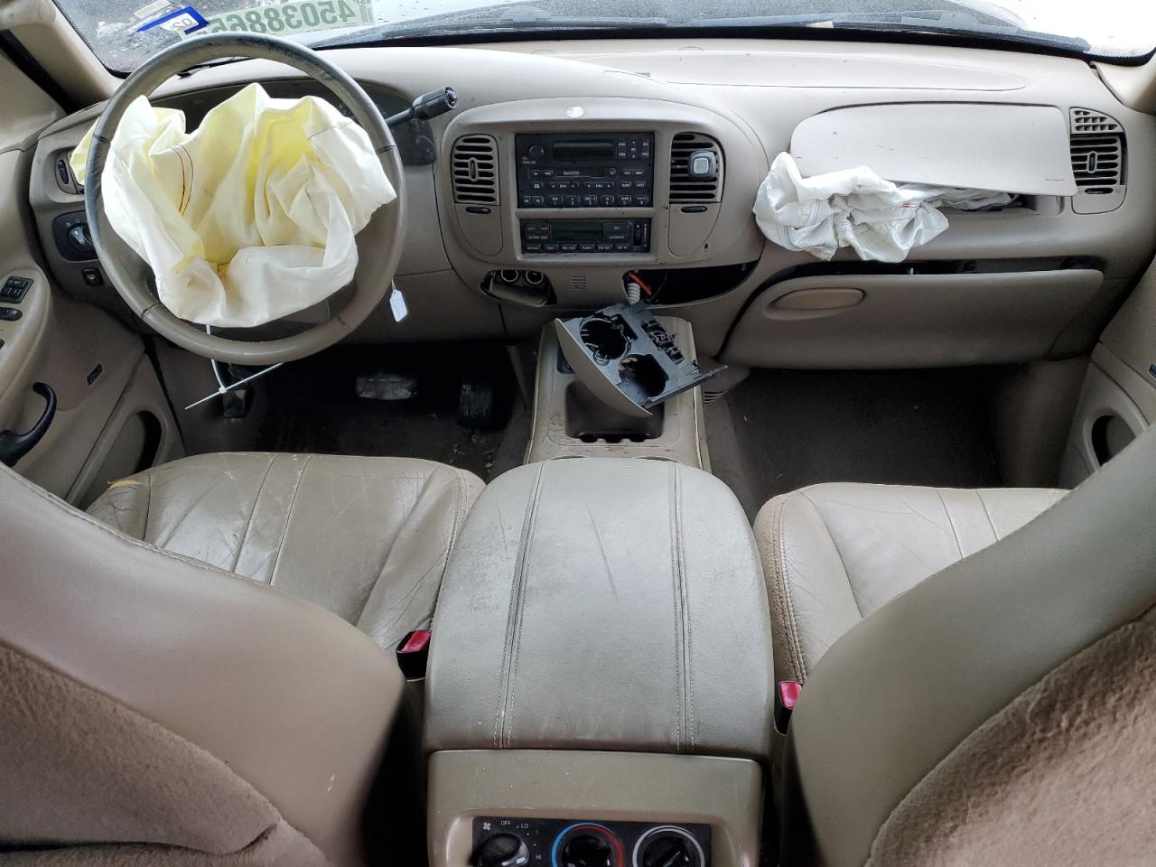 2000 Ford Expedition - Image 8