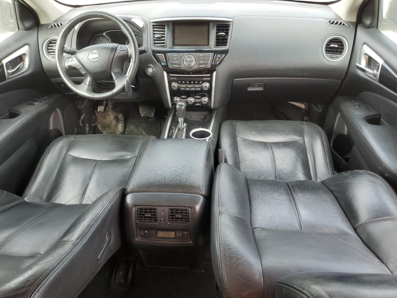 2013 Nissan Pathfinder - Image 8