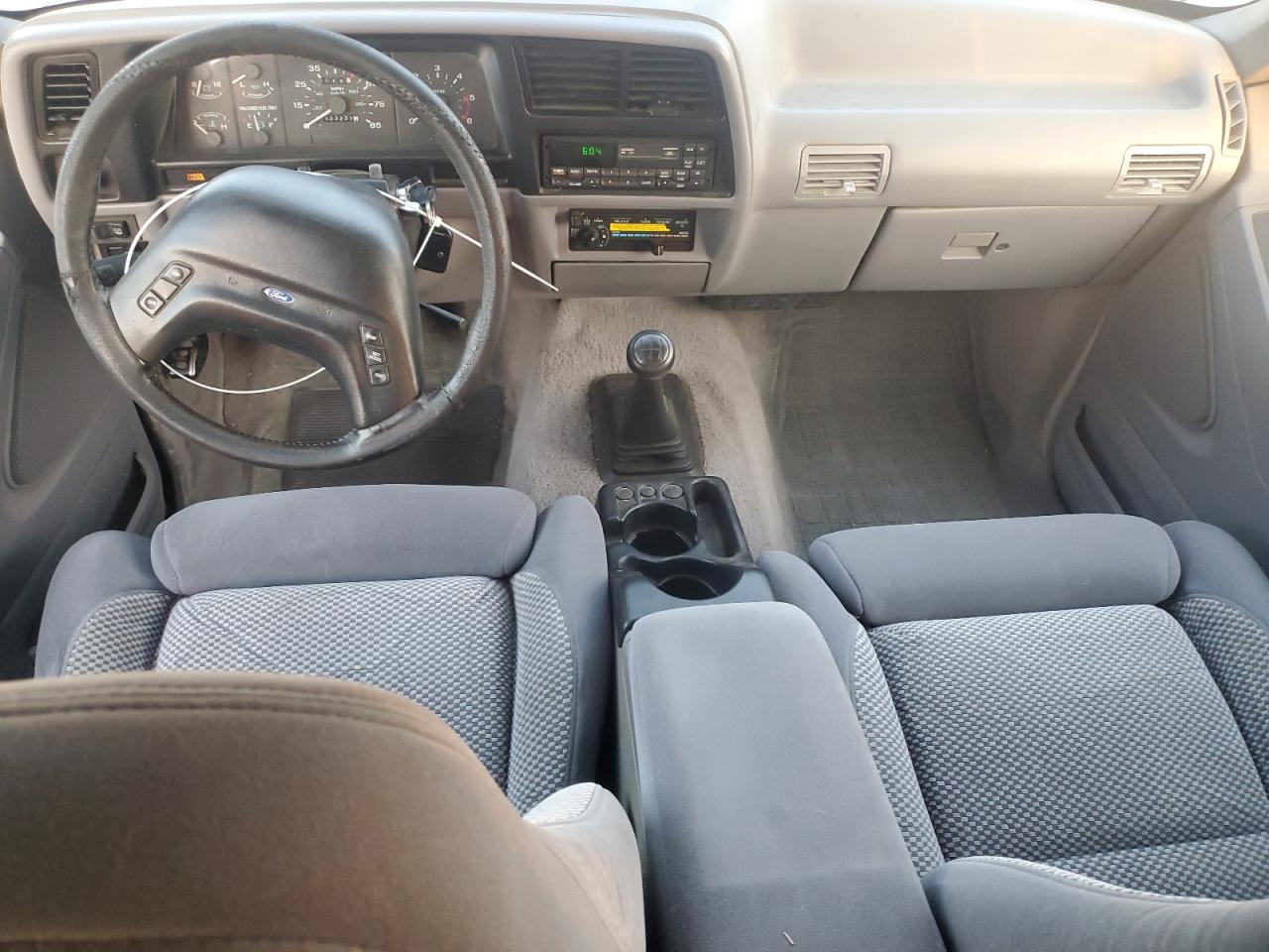 1994 Ford Explorer - Image 8