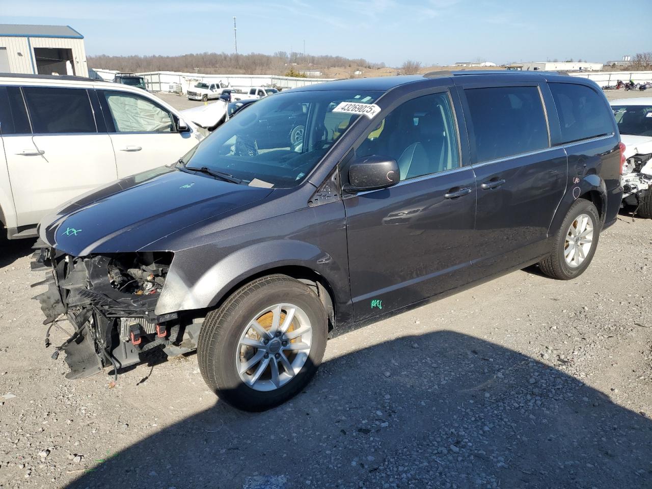 2019 Dodge Caravan - Image 1