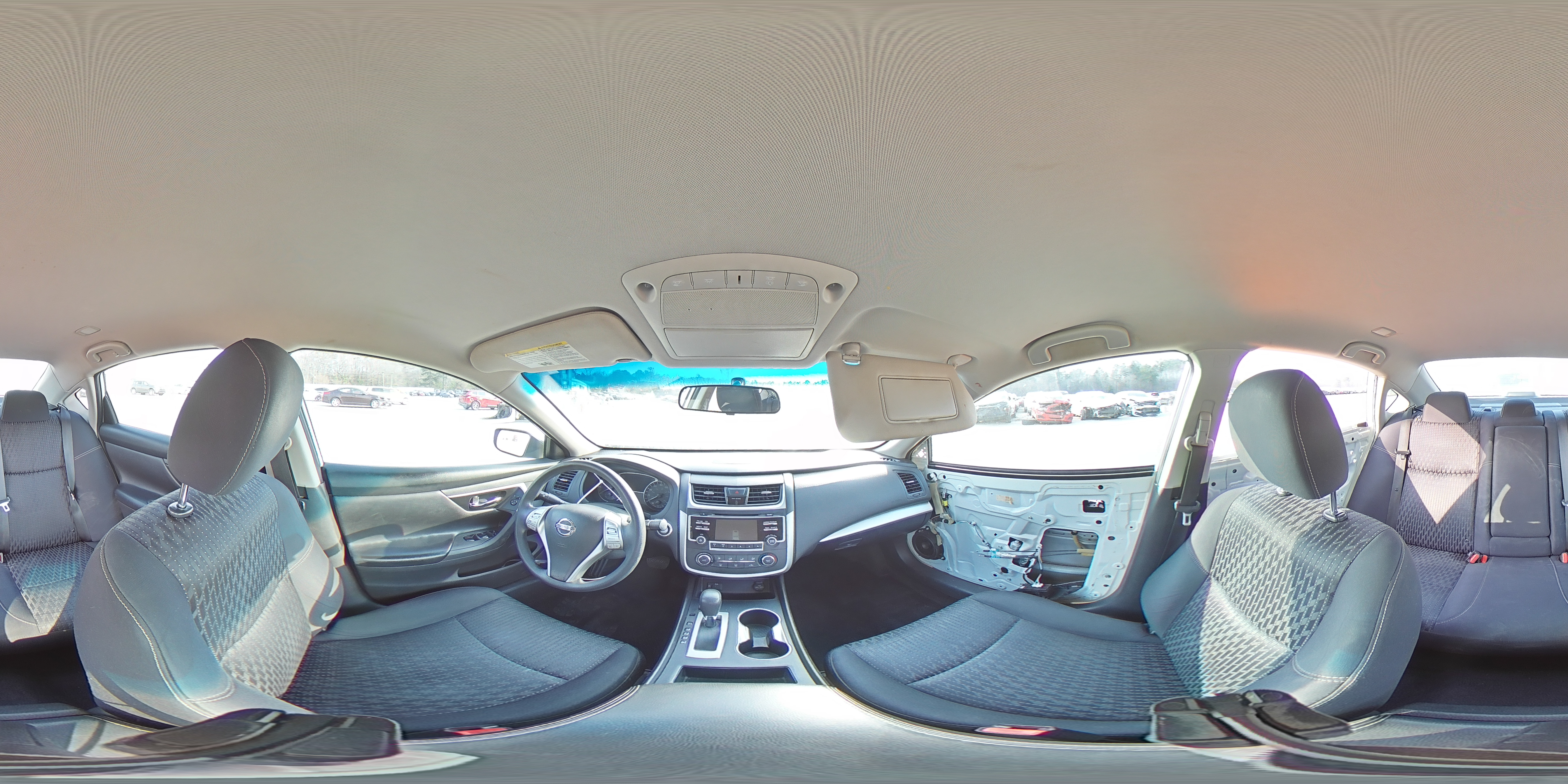 2016 Nissan Altima - Image 13