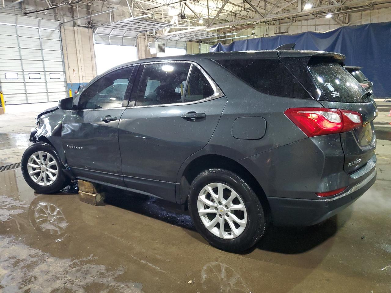 2018 Chevrolet Equinox - Image 2