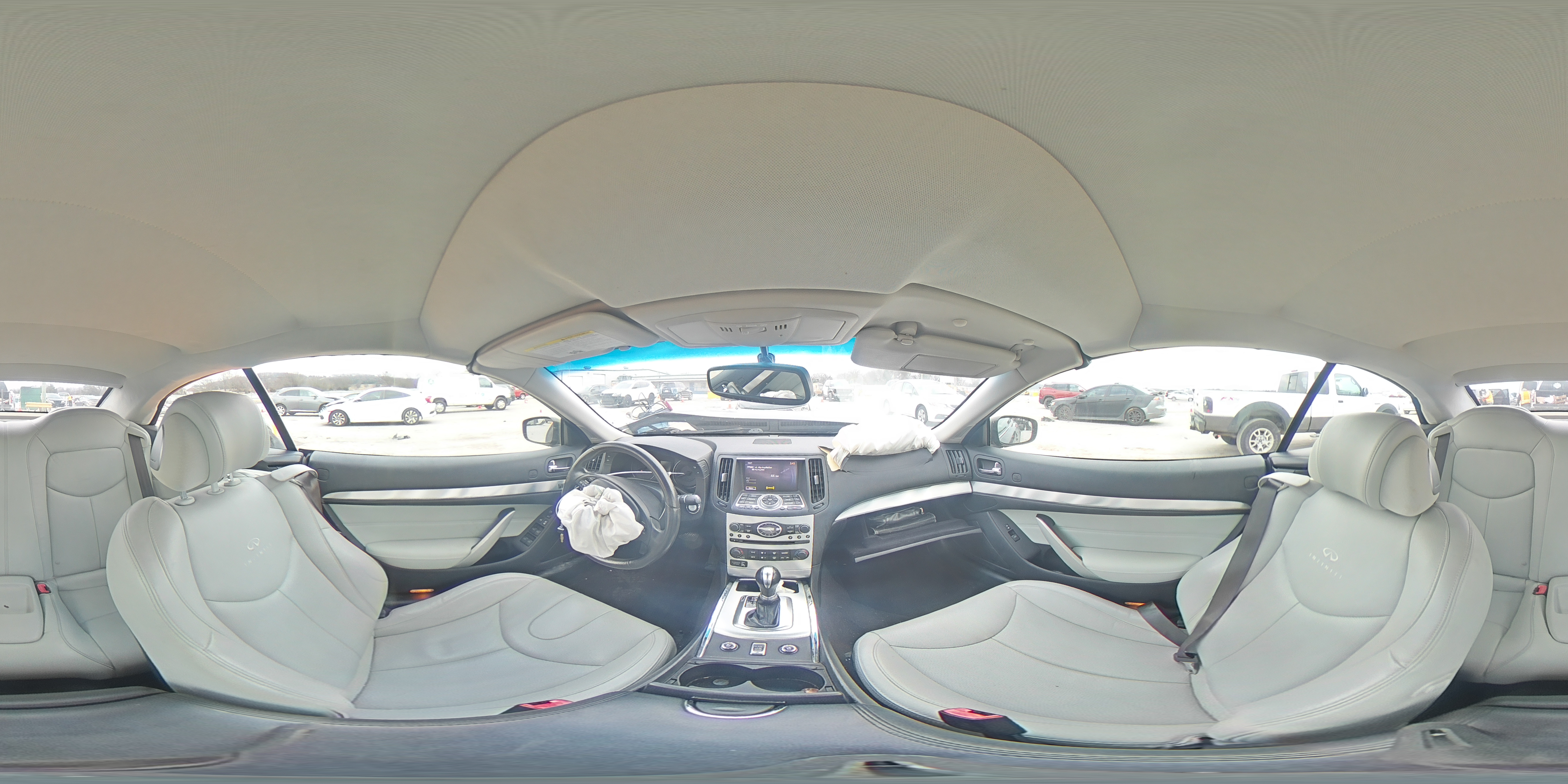 2013 Infiniti G - Image 12