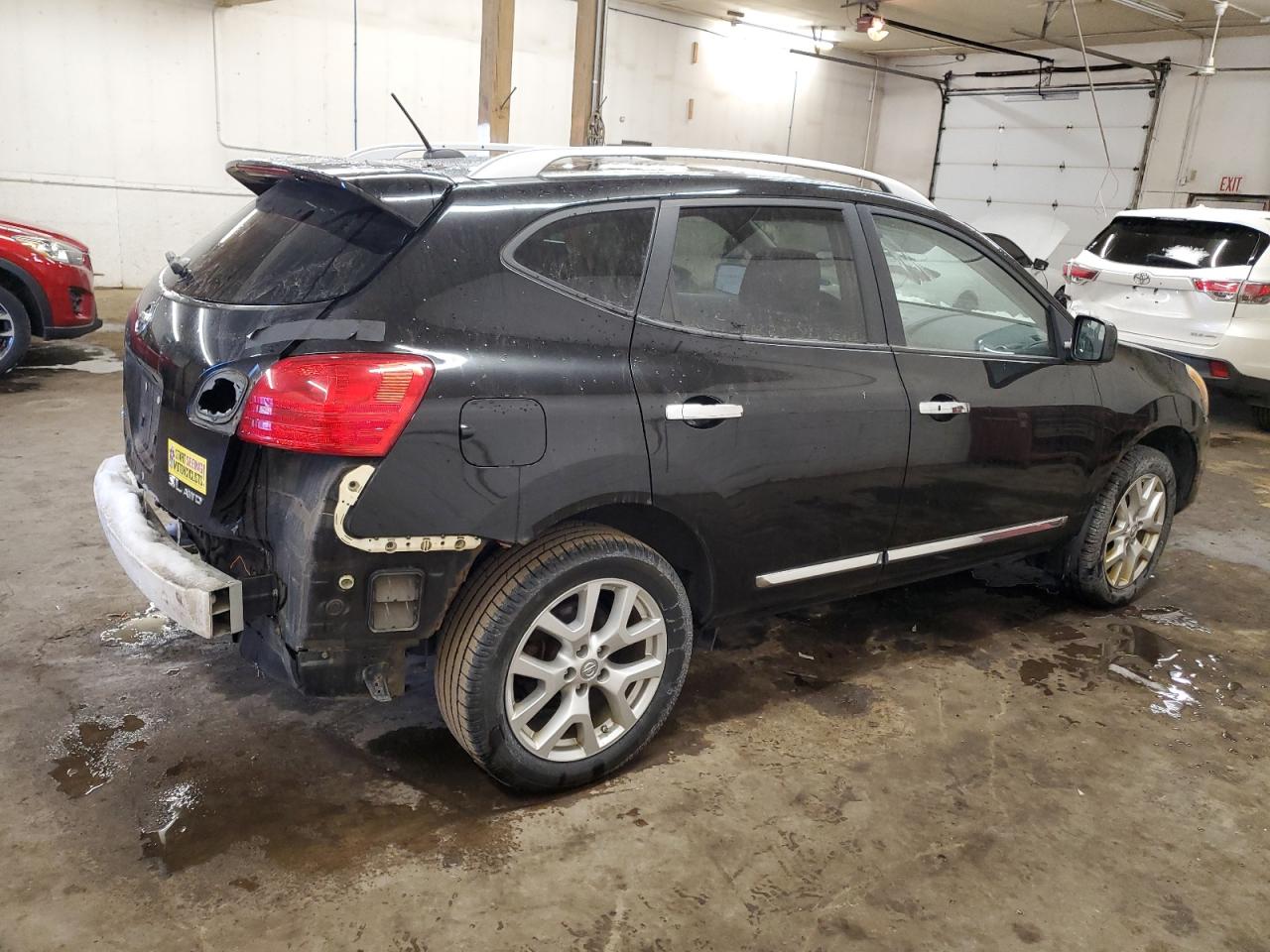 2011 Nissan Rogue - Image 3