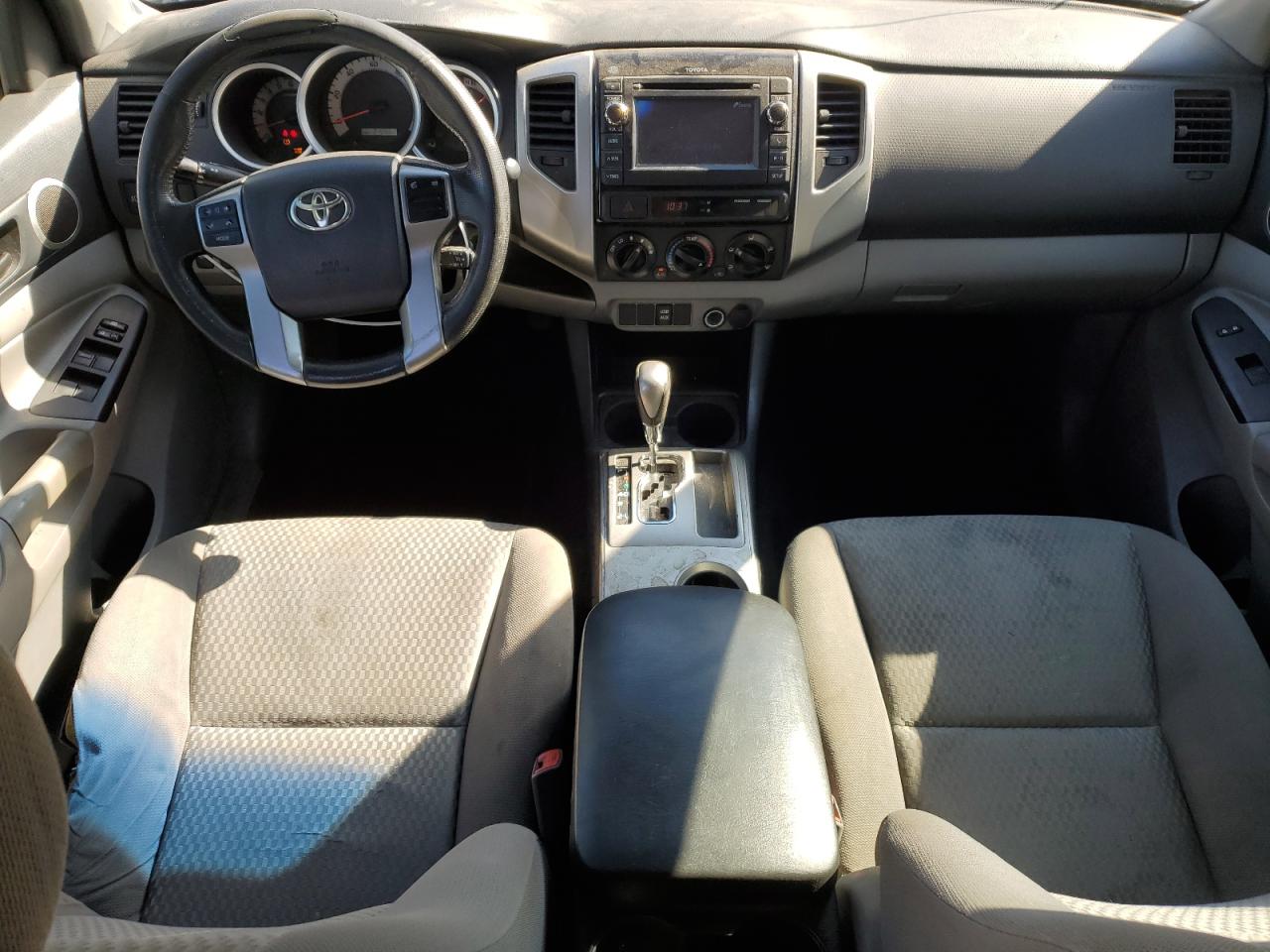2013 Toyota Tacoma - Image 8