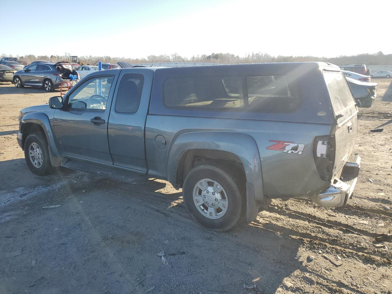 2006 Chevrolet Colorado - Image 2