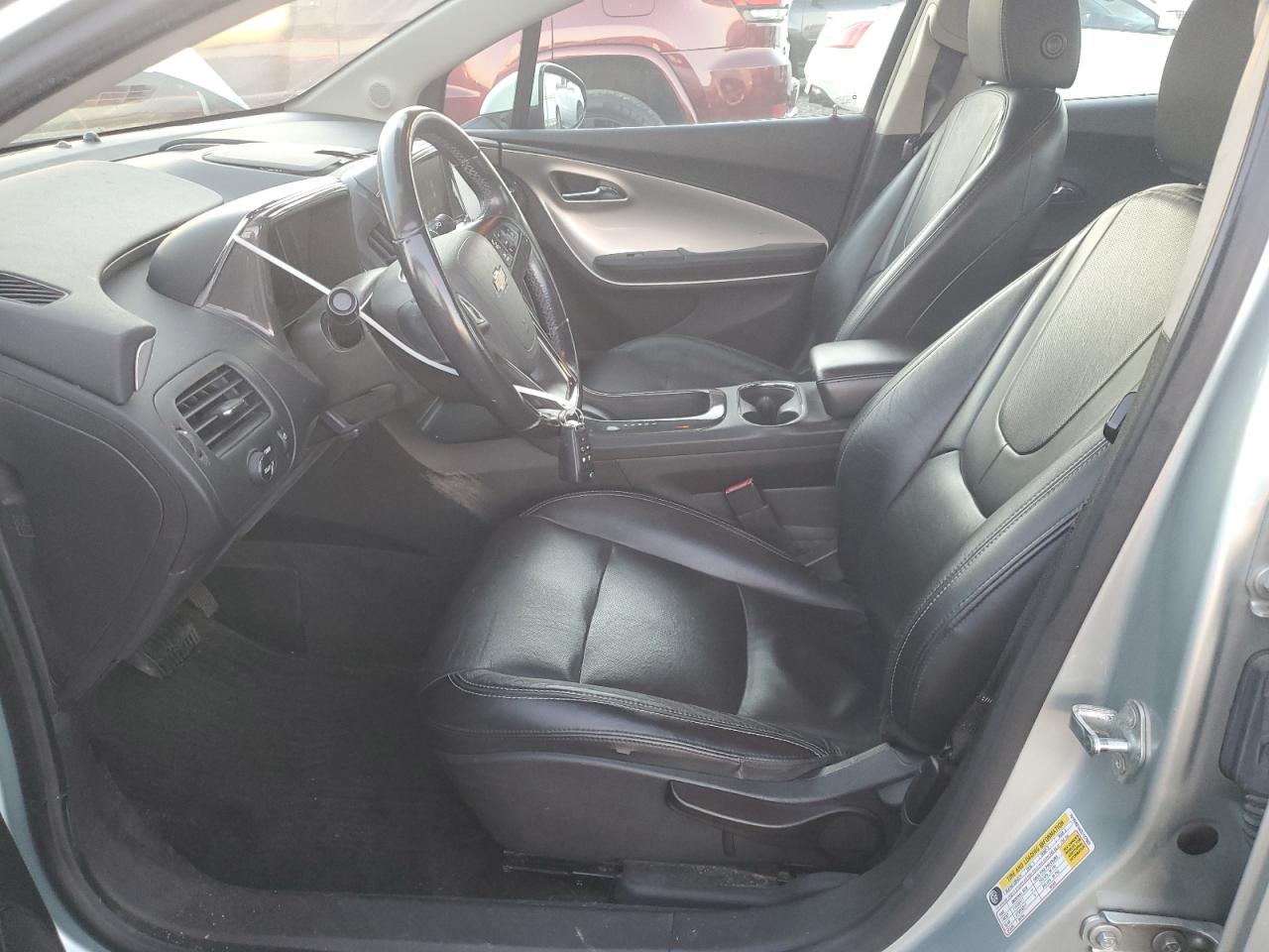 2012 Chevrolet Volt - Image 9