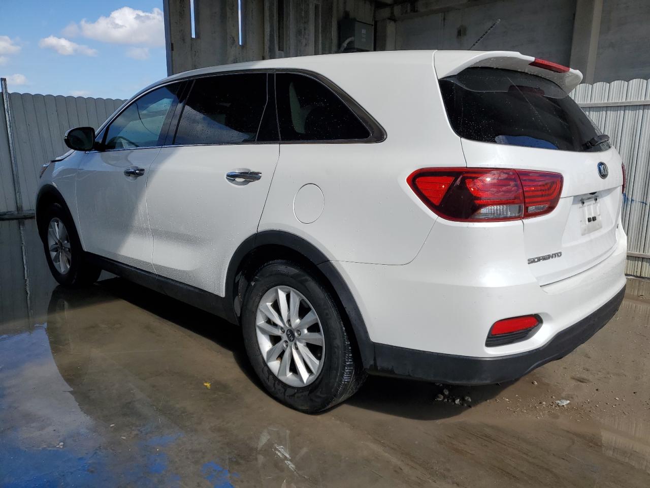 2020 Kia Sorento - Image 2