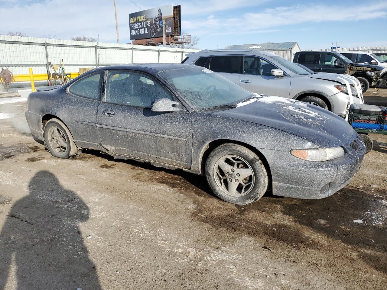 2001 Pontiac Grand Prix - Image 4