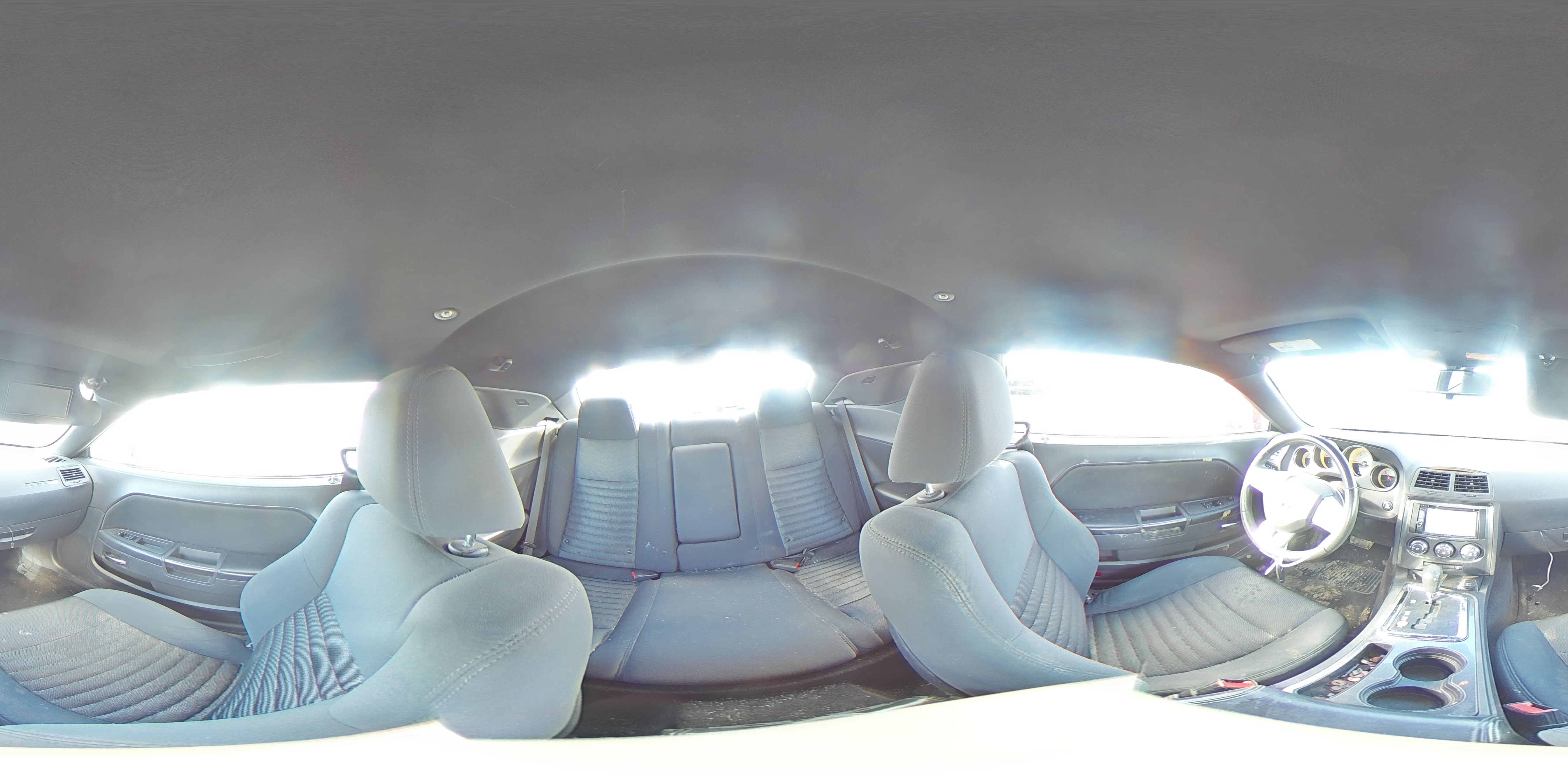 2014 Dodge Challenger - Image 13