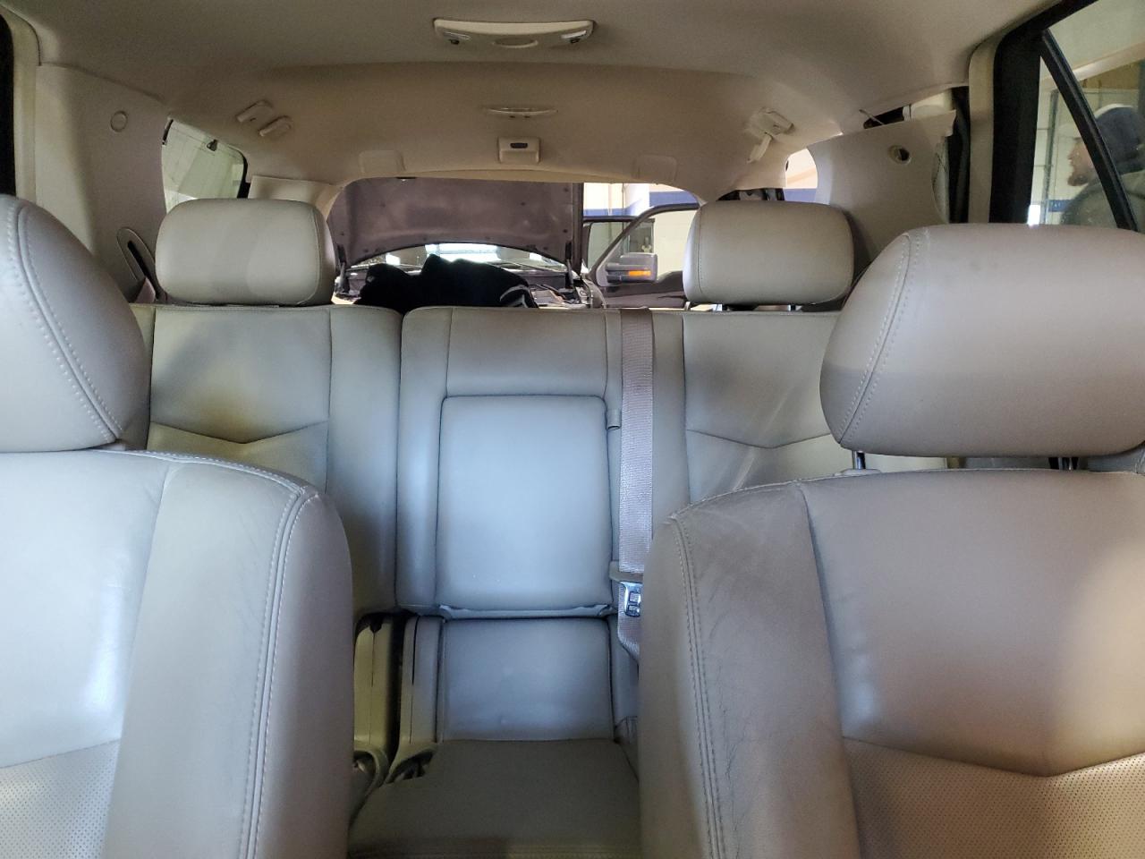 2004 Cadillac Srx VIN: 1GYEE637240160657 Lot: 45962745