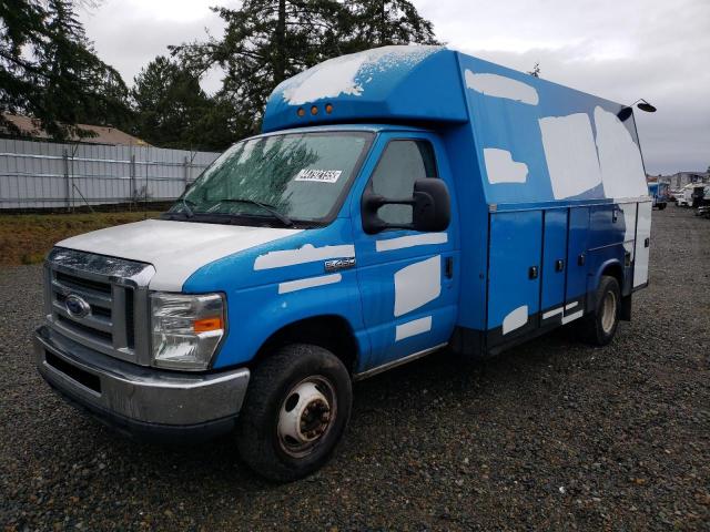 2015 Ford Econoline E450 Super Duty Cutaway Van