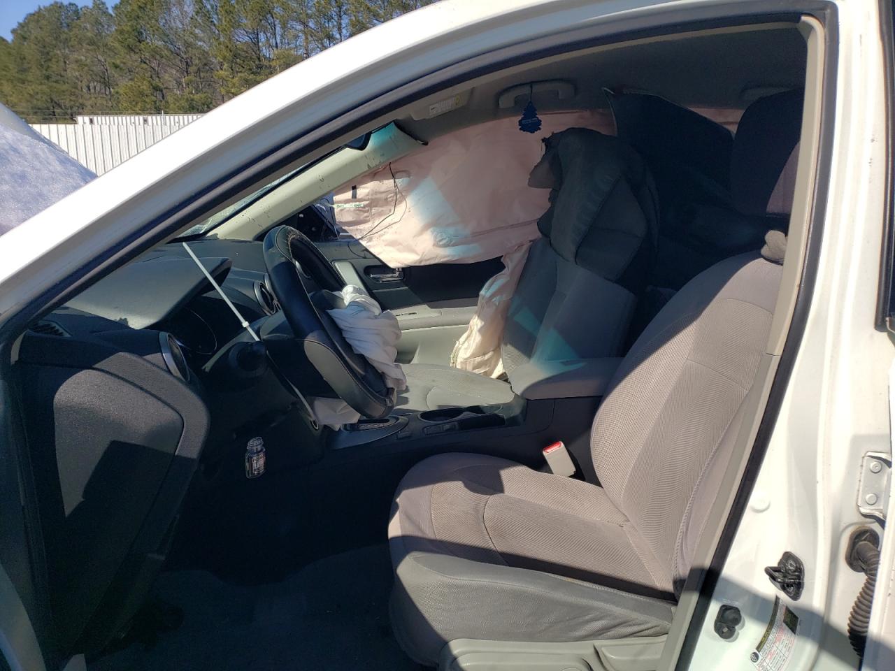 2013 Nissan Rogue - Image 7