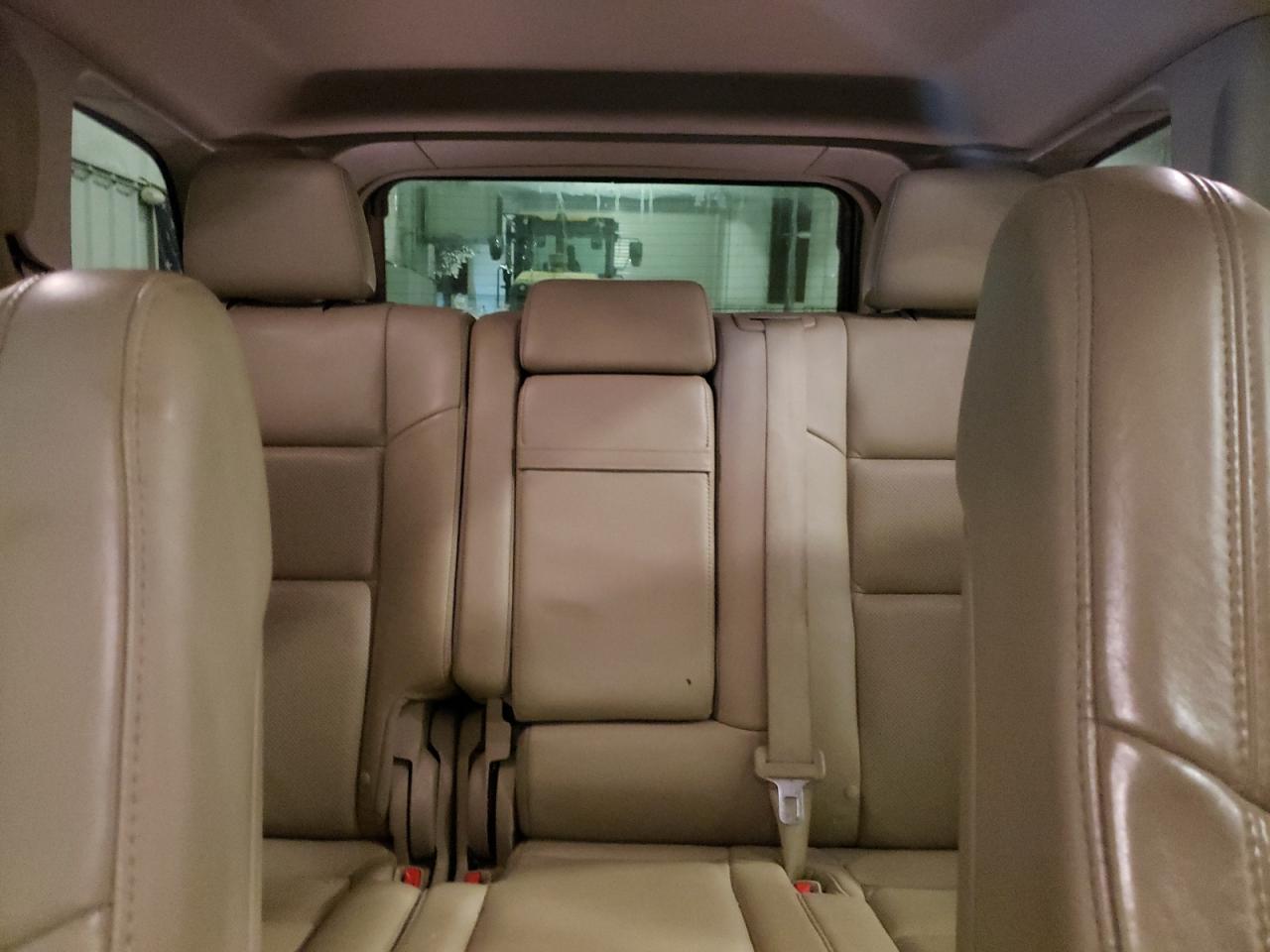 2011 Jeep Grand Cherokee - Image 10