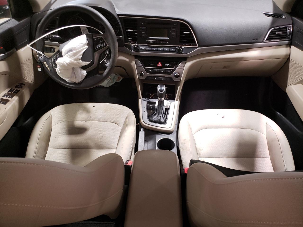 2017 Hyundai Elantra - Image 8