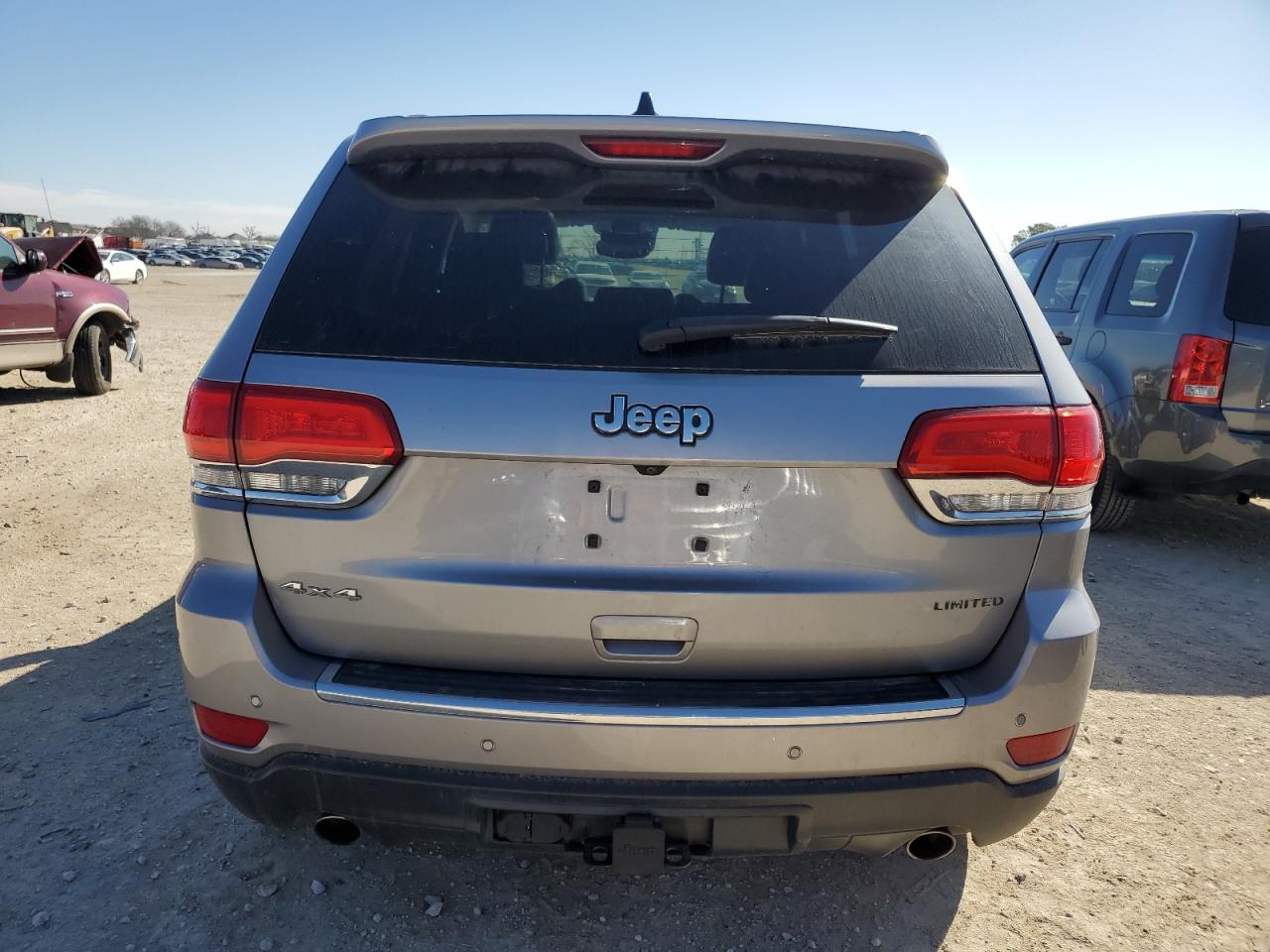 2017 Jeep Grand Cherokee - Image 6